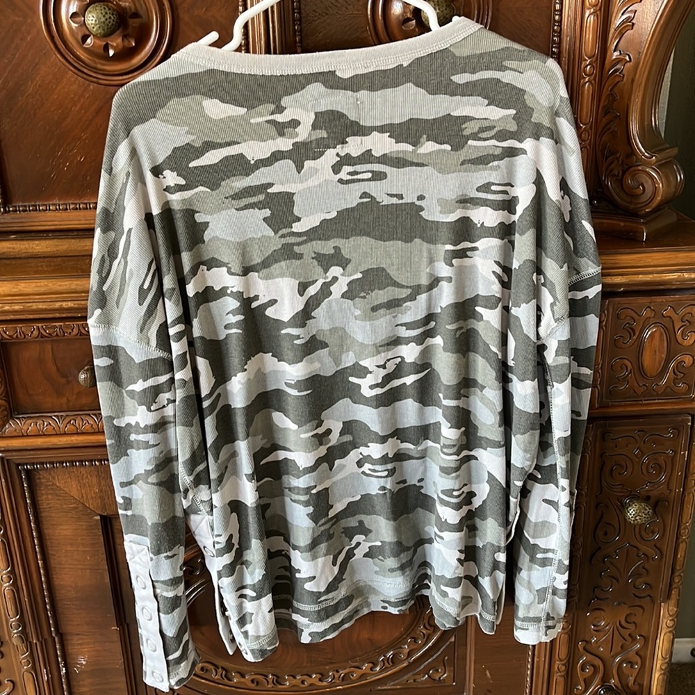 Chaser camo print crew neck long sleeve stretchy comfy oversized slouchy top M - Picture 5 of 7